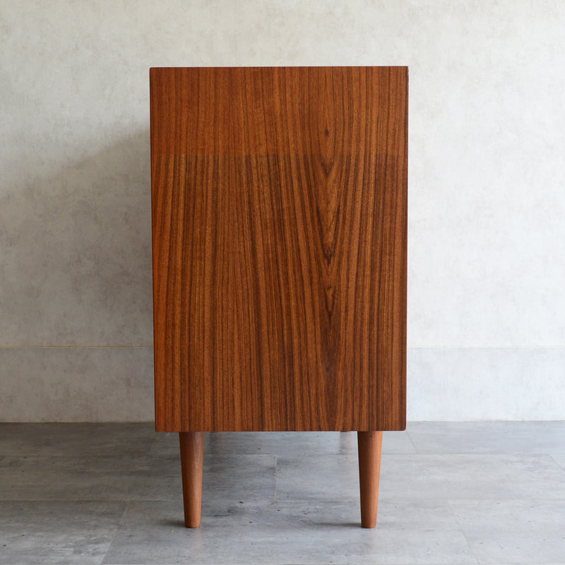 M様ご見学予約品 デンマーク ヴィンテージ  チークチェスト 4段　3-39