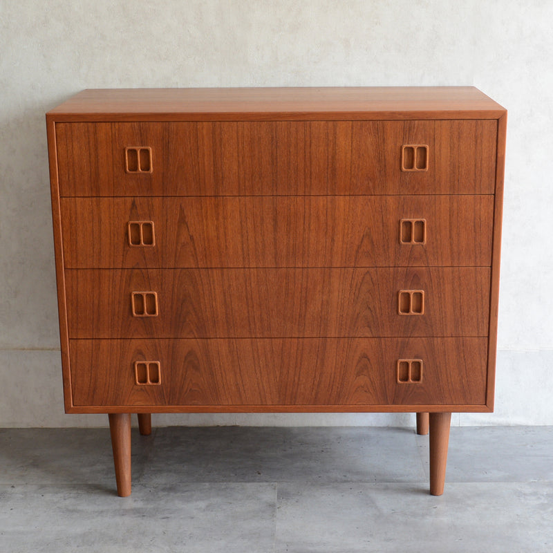 M様ご見学予約品 デンマーク ヴィンテージ  チークチェスト 4段　3-39