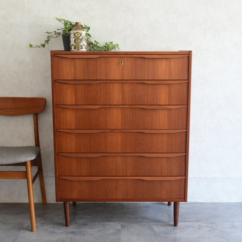 デンマークヴィンテージ  チーク 6段 チェスト 鍵付 C-4