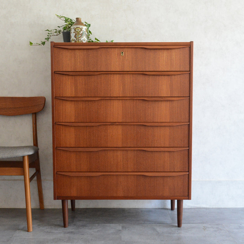 デンマークヴィンテージ  チーク 6段 チェスト 鍵付 C-4