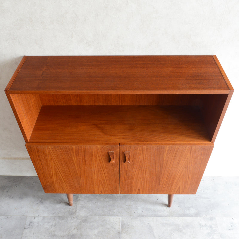 デンマーク ヴィンテージ 2段シェルフ 5-37（木扉付）