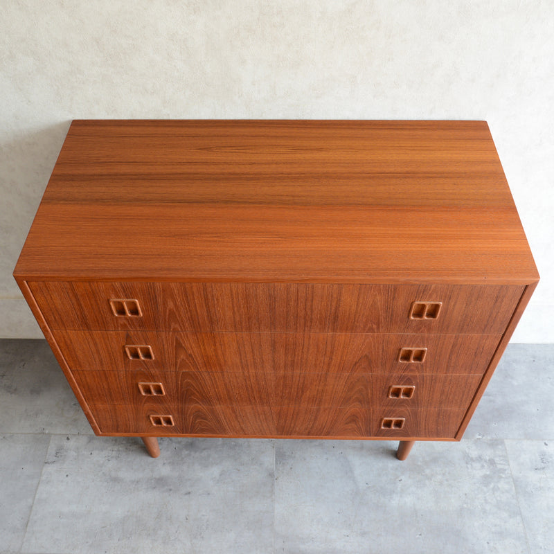 M様ご見学予約品 デンマーク ヴィンテージ  チークチェスト 4段　3-39