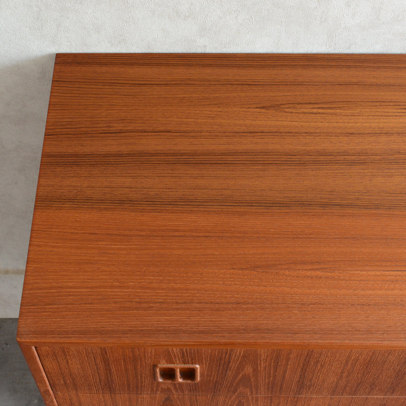 M様ご見学予約品 デンマーク ヴィンテージ  チークチェスト 4段　3-39