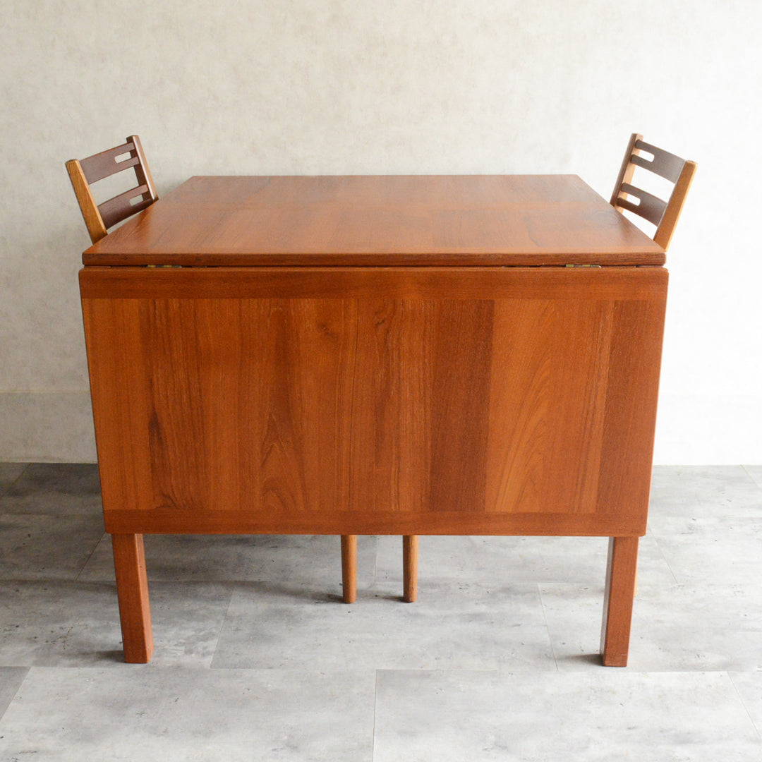 ヴィンテージ・アンティーク家具 オンラインストア | Rowan