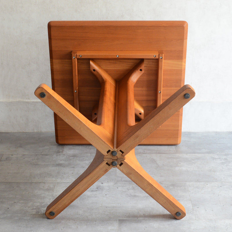 北欧ヴィンテージ　チークダイニングテーブル（天板剥離再塗装済）