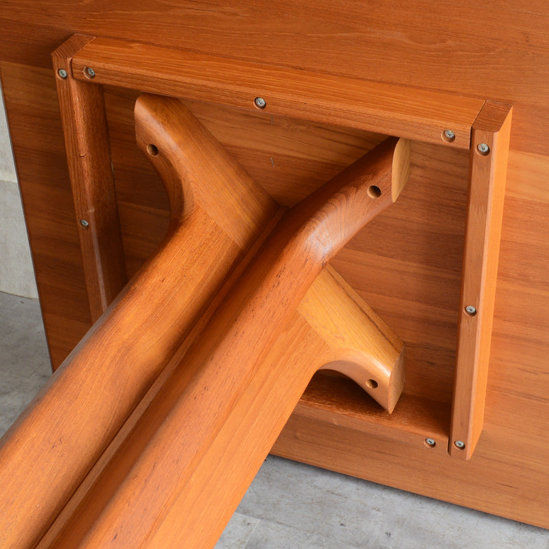 北欧ヴィンテージ　チークダイニングテーブル（天板剥離再塗装済）