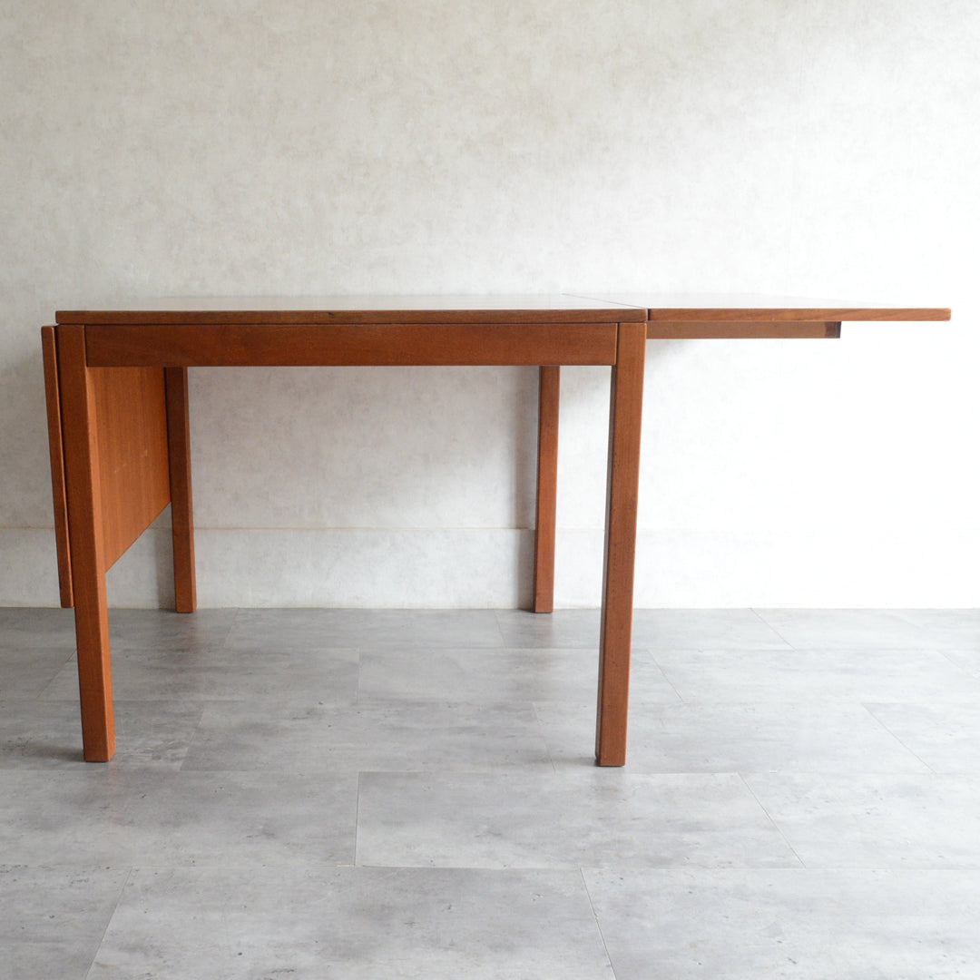 デンマーク Henning Kjaernulf へニング・ケアヌルフバタフライ