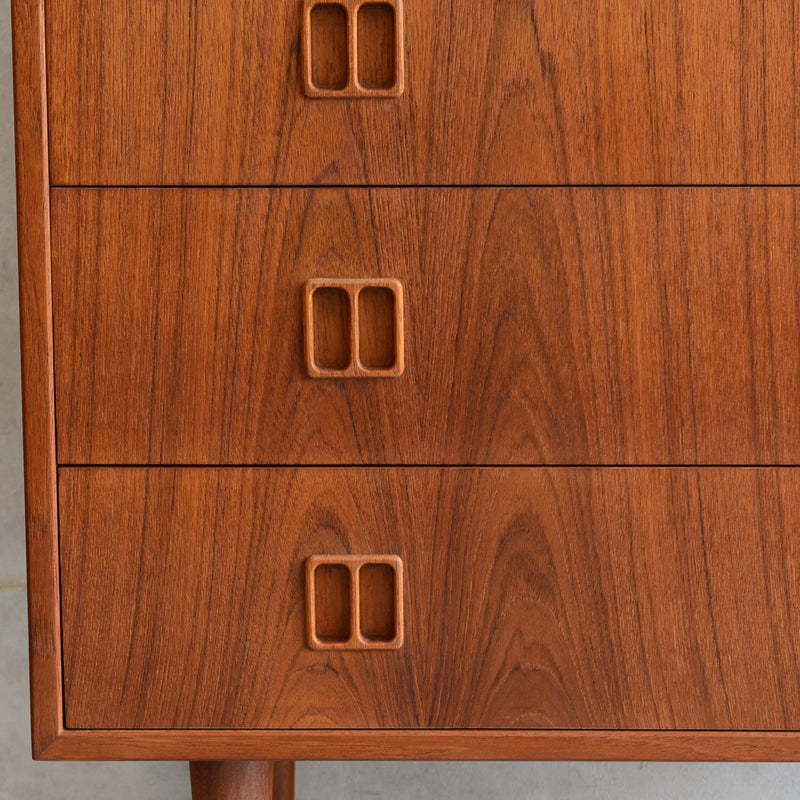 M様ご見学予約品 デンマーク ヴィンテージ  チークチェスト 4段　3-39