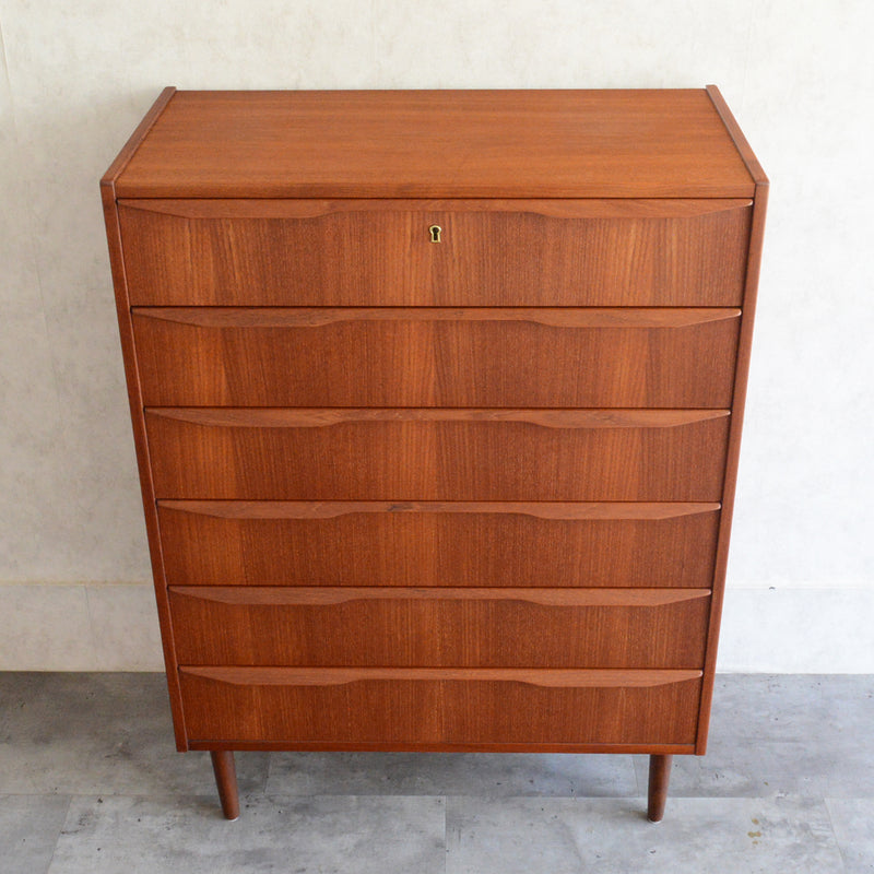 デンマークヴィンテージ  チーク 6段 チェスト 鍵付 C-4