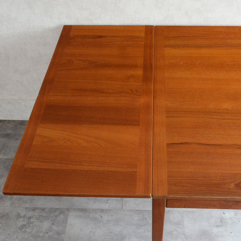 デンマーク Henning Kjaernulf へニング・ケアヌルフバタフライダイニングテーブル8-66