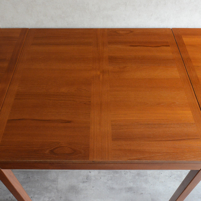 デンマーク Henning Kjaernulf へニング・ケアヌルフバタフライダイニングテーブル8-66