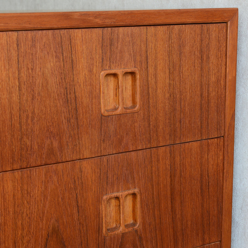 M様ご見学予約品 デンマーク ヴィンテージ  チークチェスト 4段　3-39