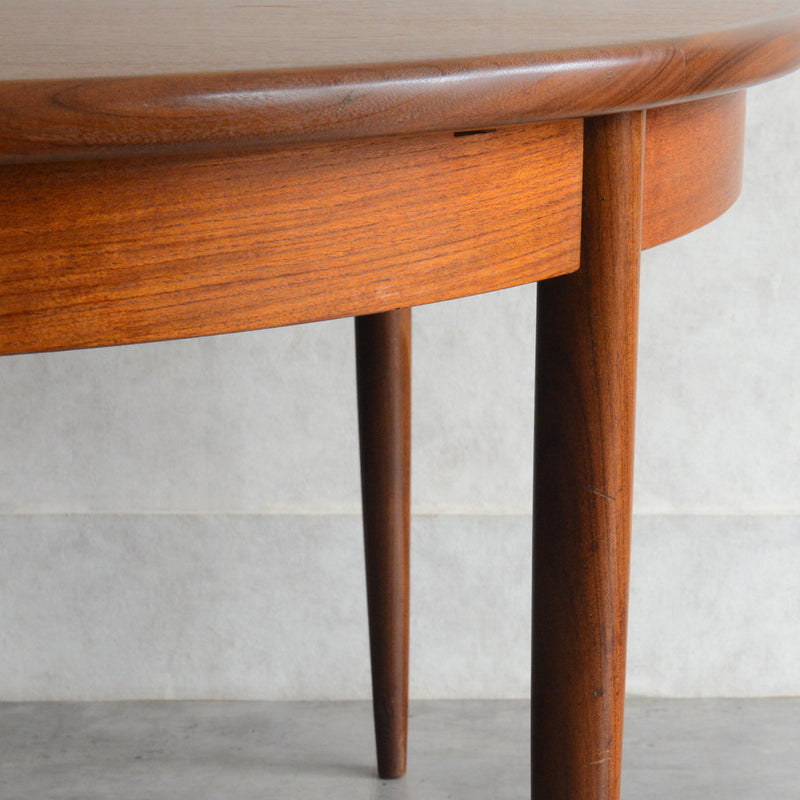 G-PLAN ジープラン  エクステンション ラウンドテーブル 100 (天板剥離再塗装）