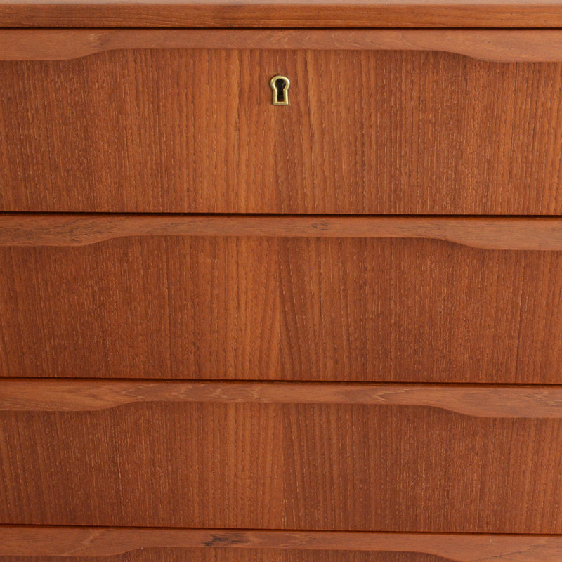 デンマークヴィンテージ  チーク 6段 チェスト 鍵付 C-4