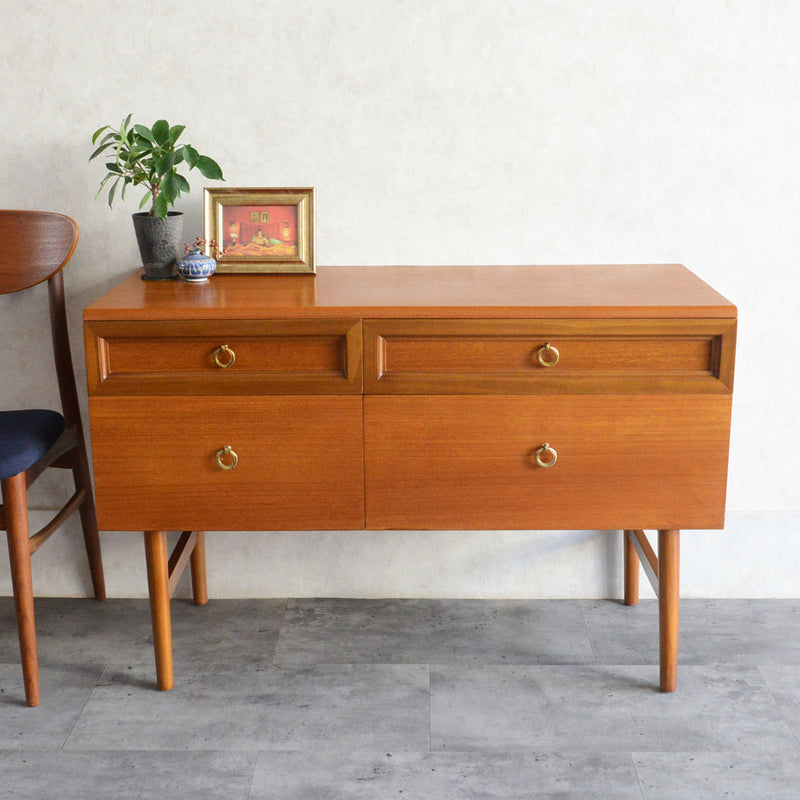 ミッドセンンチュリー ヴィンテージ チーク キャビネット 12