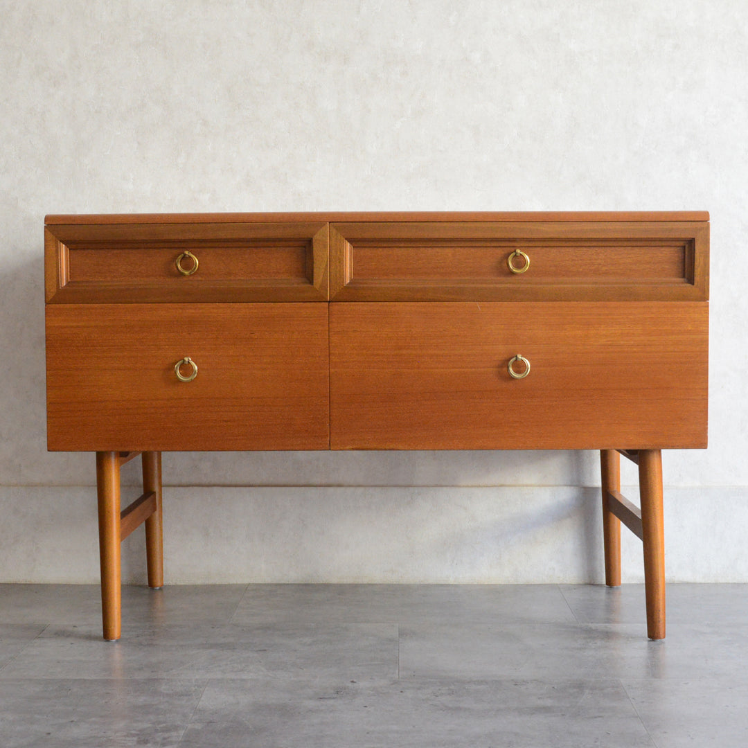 ミッドセンンチュリー ヴィンテージ チーク キャビネット 12