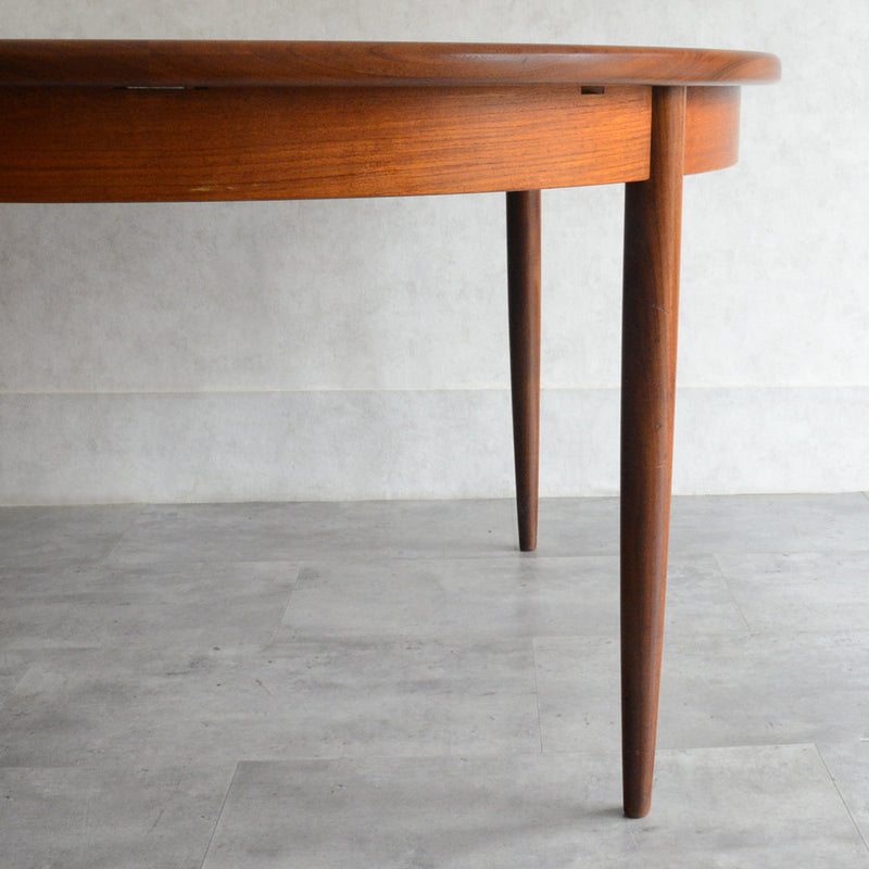 G-PLAN ジープラン  エクステンション ラウンドテーブル 100 (天板剥離再塗装）