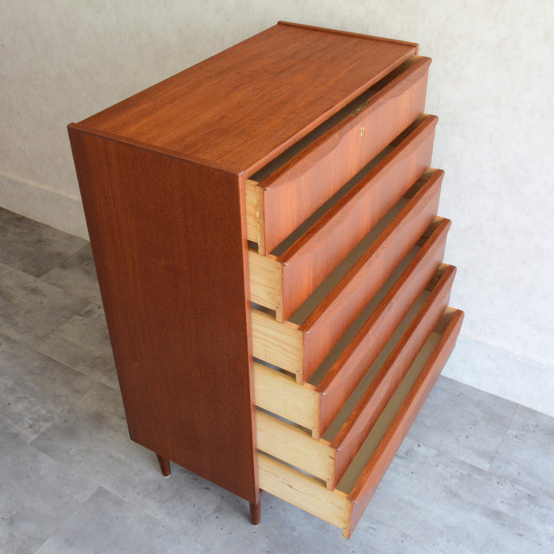 デンマークヴィンテージ  チーク 6段 チェスト 鍵付 C-4