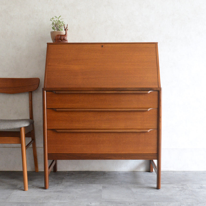 ミッドセンチュリー ヴィンテージ ビューロー 22