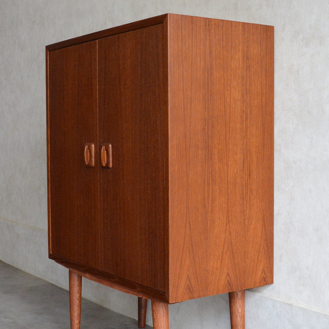 domino Mobler キャビネット5-162