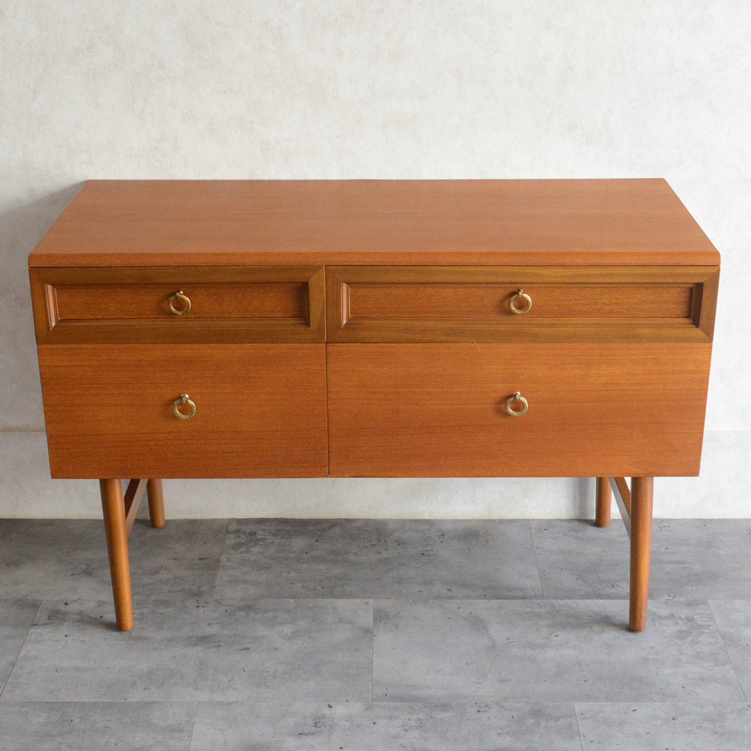 ミッドセンンチュリー ヴィンテージ チーク キャビネット 12