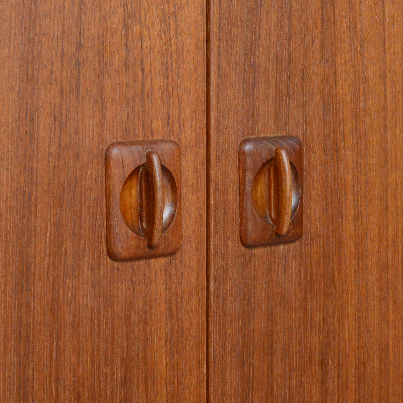 domino Mobler キャビネット5-162