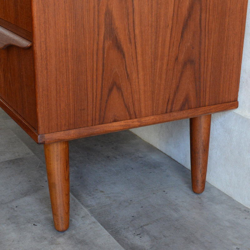 デンマーク ヴィンテージ  チーク ３段チェスト 5-62