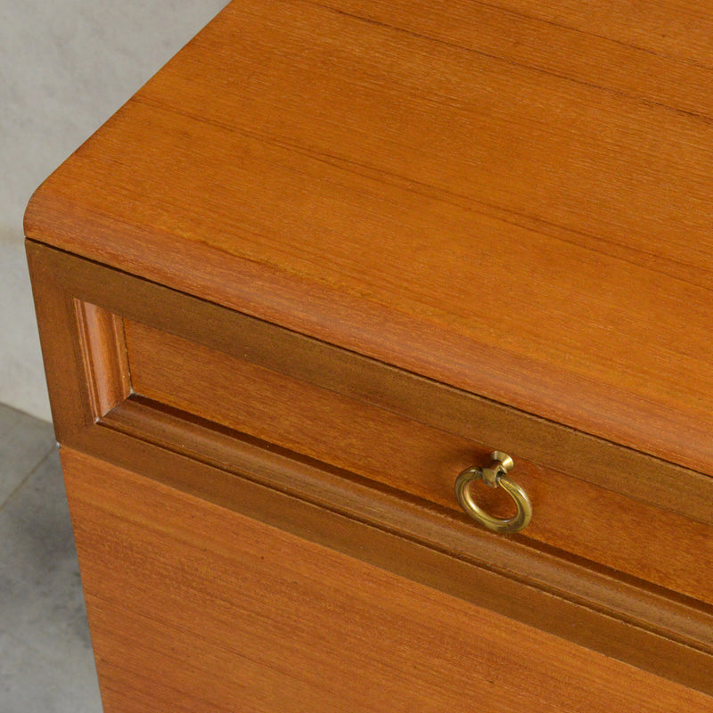 ミッドセンンチュリー ヴィンテージ チーク キャビネット 12