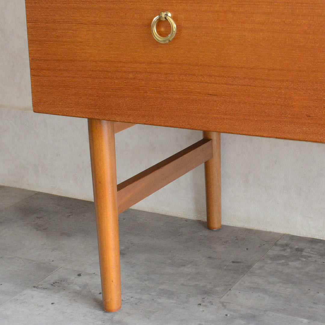 ミッドセンンチュリー ヴィンテージ チーク キャビネット 12