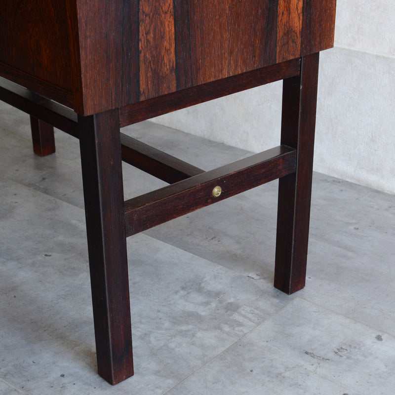 デンマーク  ローズウッド 2段チェスト 5-20