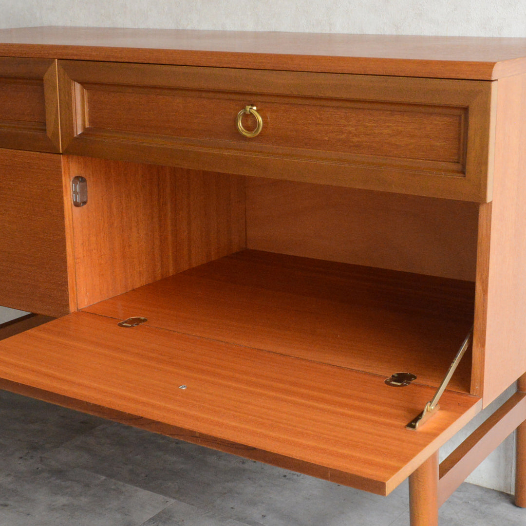 ミッドセンンチュリー ヴィンテージ チーク キャビネット 12