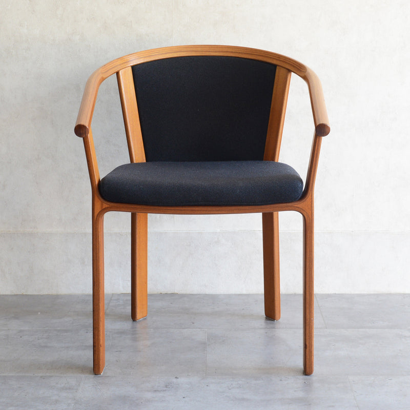 O様見学予約商品　デンマーク ヴィンテージ　MUGNUS OLESEN  アームチェア5-21