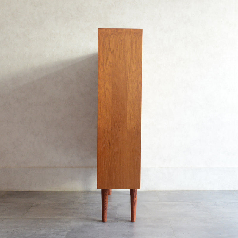 デンマーク ヴィンテージ Farso Mobelfabrik 木扉付シェルフ(3段）5-153