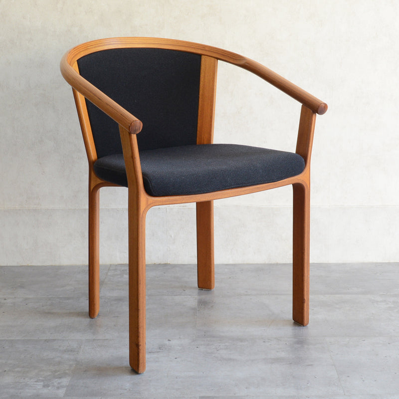 O様見学予約商品　デンマーク ヴィンテージ　MUGNUS OLESEN  アームチェア5-21