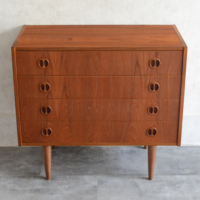 デンマーク ヴィンテージ  チーク 4段チェスト 5-64
