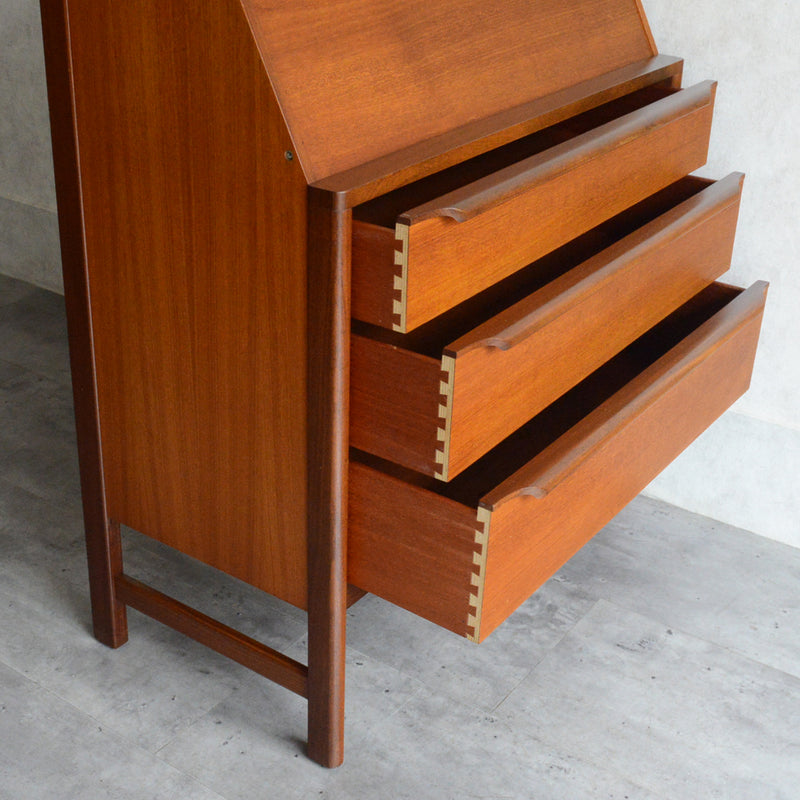 ミッドセンチュリー ヴィンテージ ビューロー 22