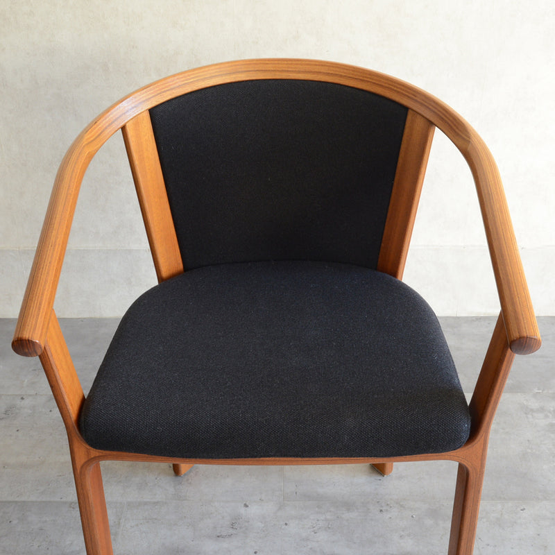 O様見学予約商品　デンマーク ヴィンテージ　MUGNUS OLESEN  アームチェア5-21