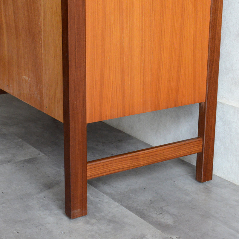 ミッドセンチュリー ヴィンテージ ビューロー 22