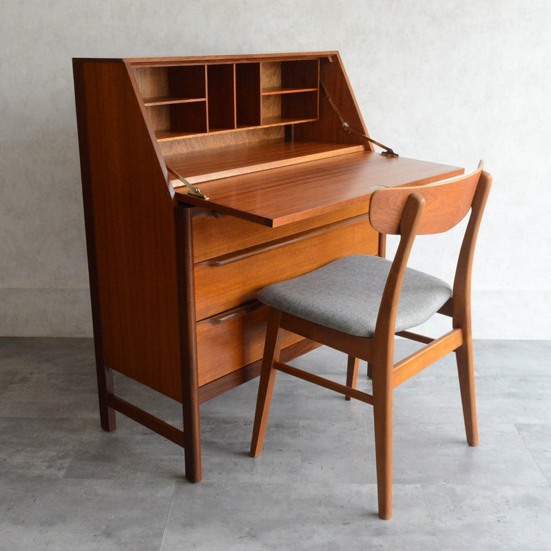 ミッドセンチュリー ヴィンテージ ビューロー 22