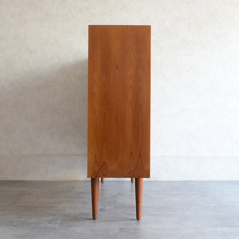 デンマーク ヴィンテージ チーク シェルフ (扉付）8-29