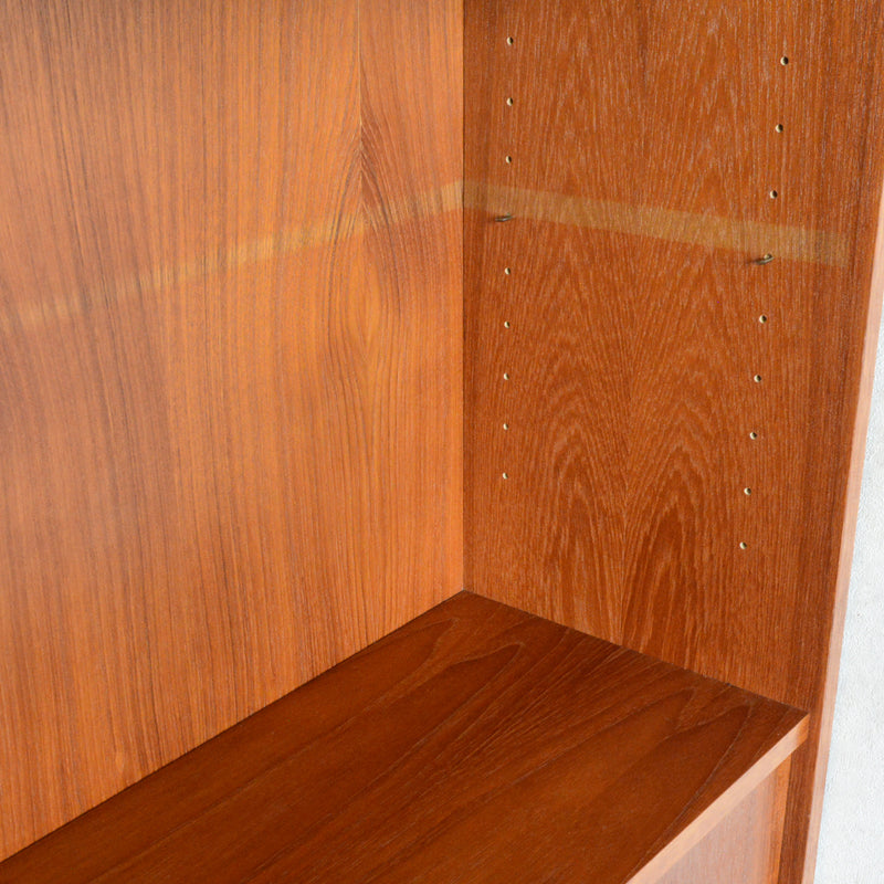 デンマーク ヴィンテージ Farso Mobelfabrik 木扉付シェルフ(3段）5-153