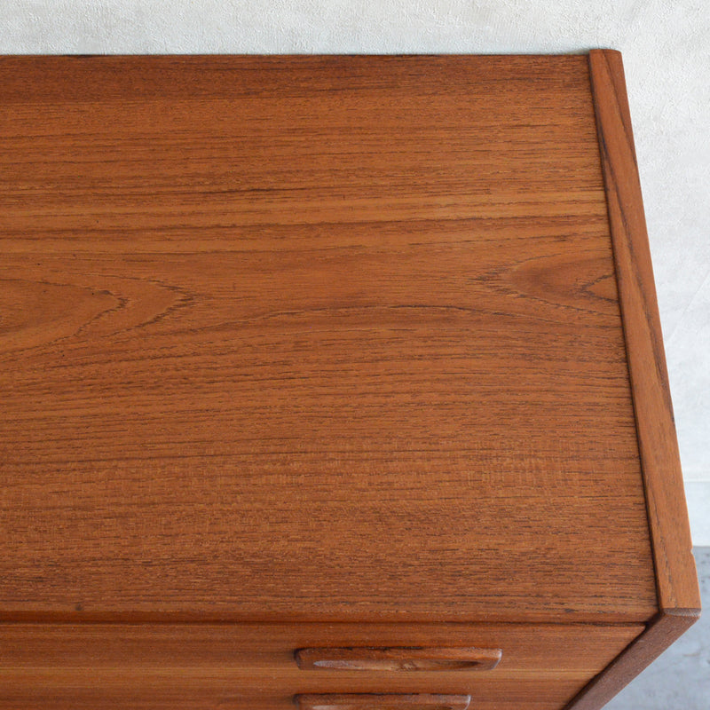 デンマークヴィンテージ  チーク５段スモールチェスト D-７