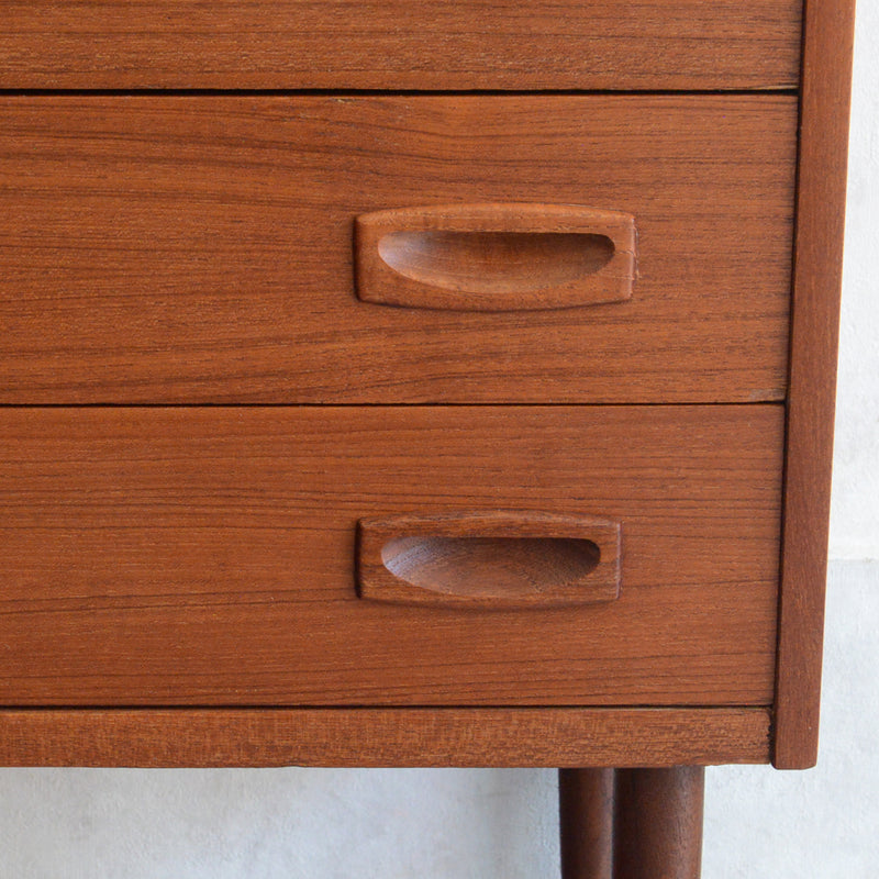 デンマークヴィンテージ  チーク５段スモールチェスト D-７