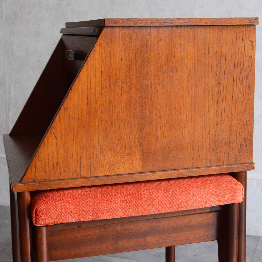 ミッドセンチュリーヴィンテージCHIPPY テレフォンベンチ 03（座