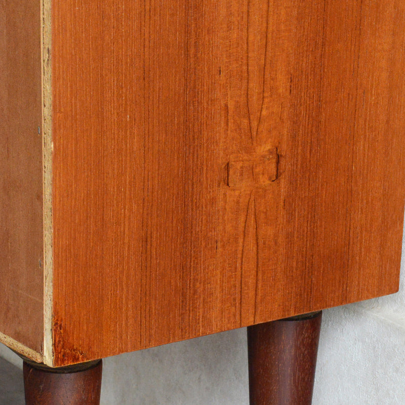 デンマークヴィンテージ　チーク3段 扉付ディスプレイシェルフ8-55