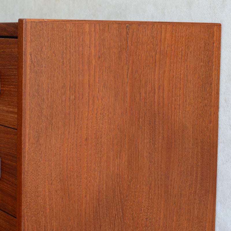 デンマークヴィンテージ  チーク５段スモールチェスト D-７