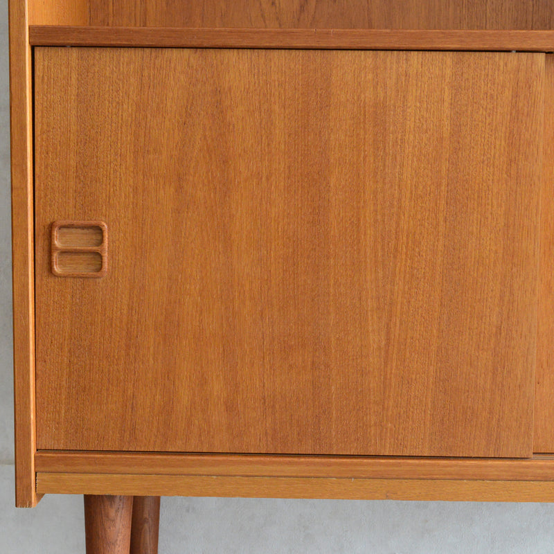 デンマーク ヴィンテージ チーク シェルフ (扉付）8-29