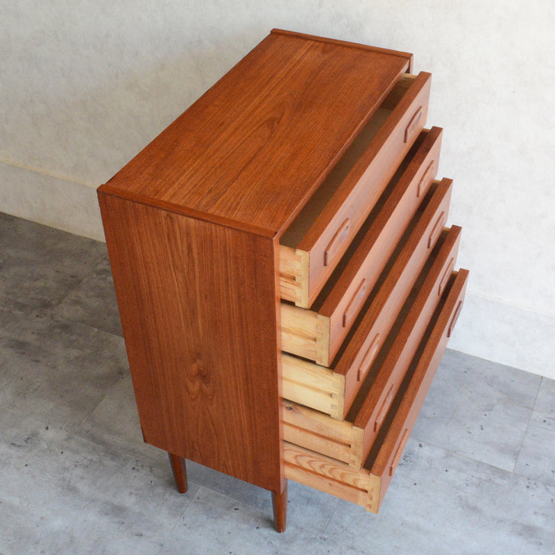 デンマークヴィンテージ  チーク５段スモールチェスト D-７