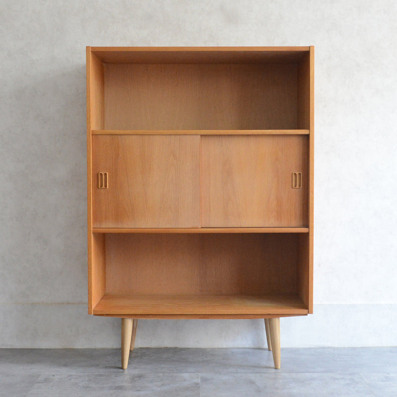 デンマーク ヴィンテージ　オーク シェルフ（木扉付）5-69