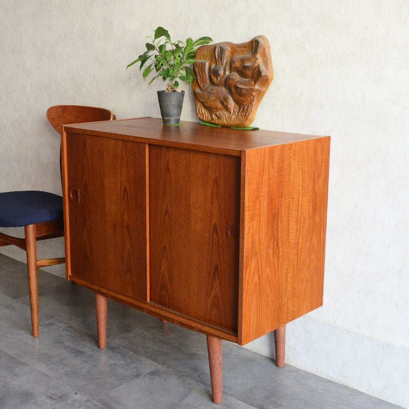 デンマーク ヴィンテージ Farso Mobelfabrik キャビネット 5-161